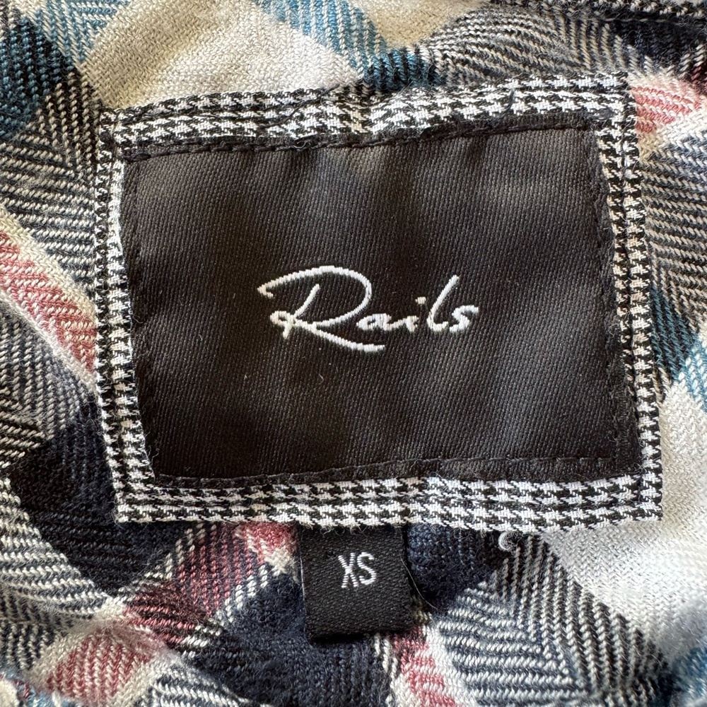 Rails plaid top button down long sleeve XS casual comfortable - Picture 9 of 9